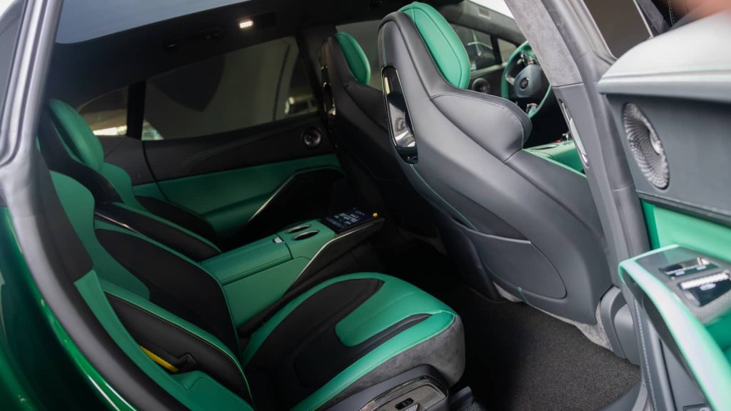 Rent Auto Lotus Eletre R in Dubai photo 08 | VERADRIVE