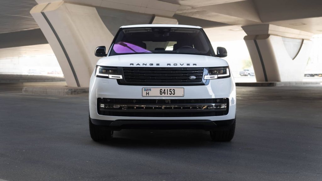 Car rental Range Rover HSE p530 Vogue in Dubai Rent auto Range Rover HSE p530 Vogue in Dubai | VERADRIVE