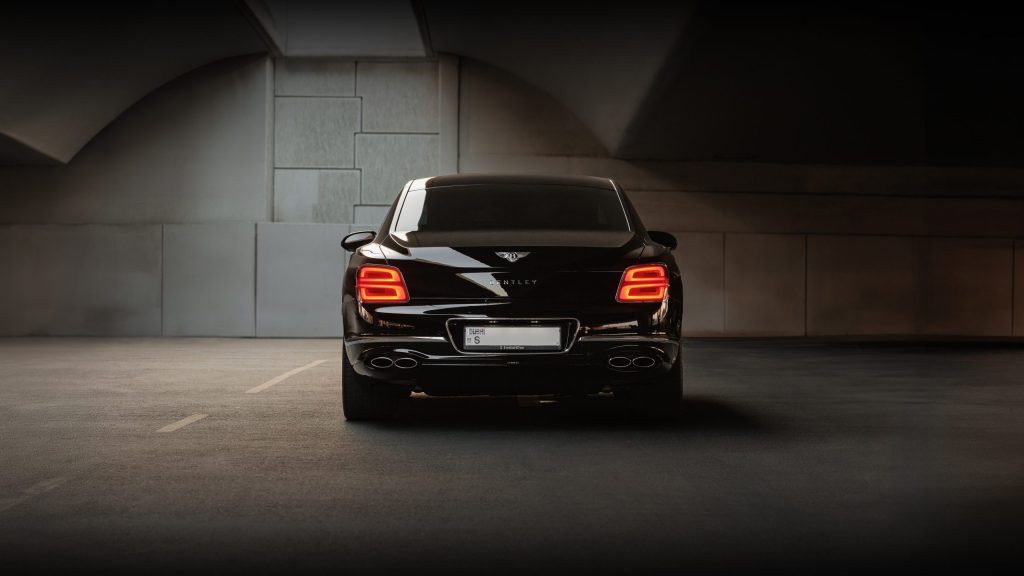 Rent Auto Bentley Flying Spur in Dubai photo 03 | VERADRIVE