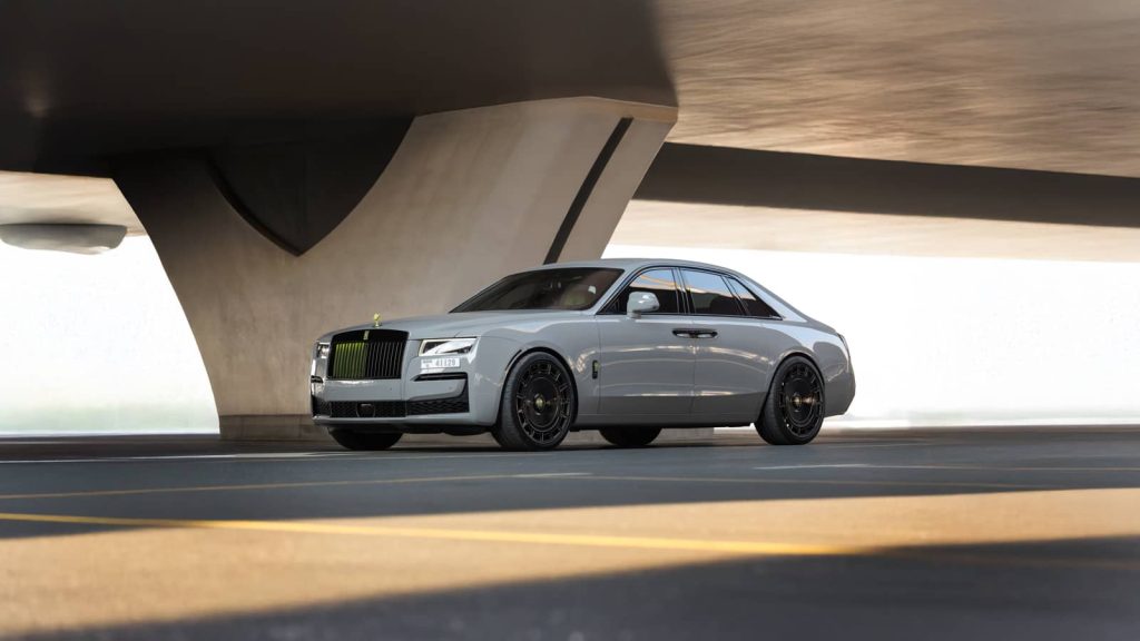 Car rental Rolls-Royce Ghost Mansory in Dubai Rent auto Rolls-Royce Ghost Mansory in Dubai | VERADRIVE